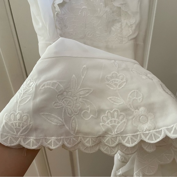 Express Women’s Lace Romper - Picture 5 of 6